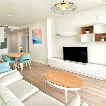 Two Bedrooms Luxury Ground Floor In The Sun Apartment *